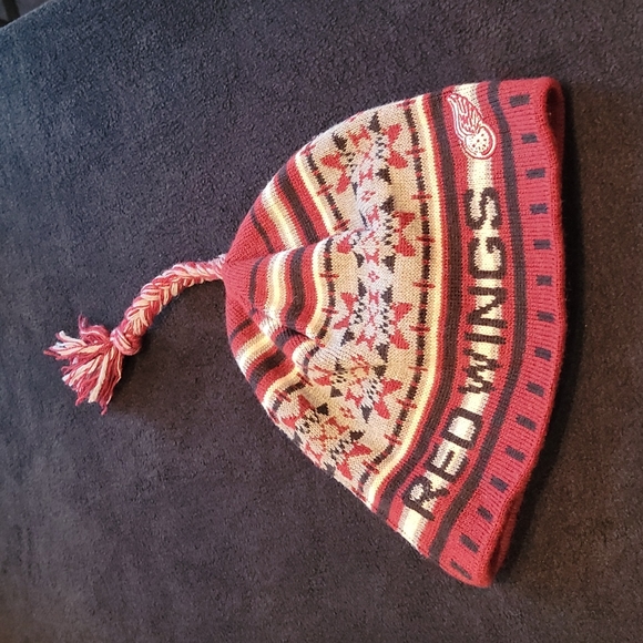 NHL OLD TIME HOCKEY 🏒 Deep Red|White|Gray Embroided Beanie Hat w/Braided Tassel - Picture 3 of 14